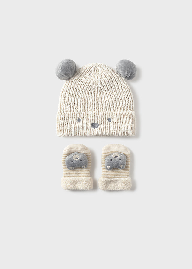Set cappello e calzini