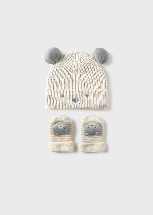 Set cappello e calzini