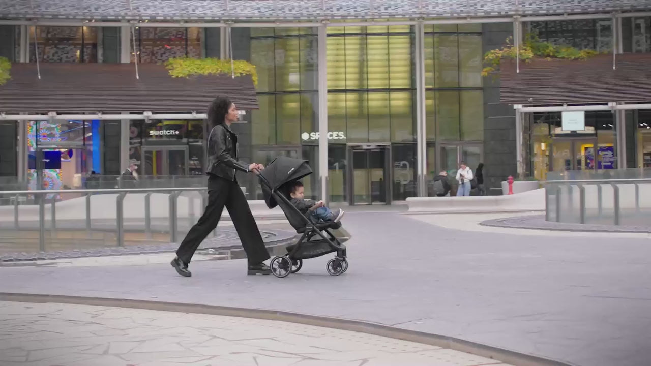 Carica il video: 